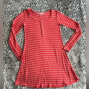 Billabong long sleeve dress